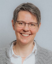 Dr. Claudia Schmidt